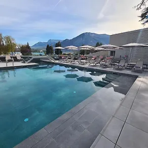 Le Pelican 4*, Annecy France