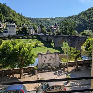 Chez Cornelia Bed & Breakfast